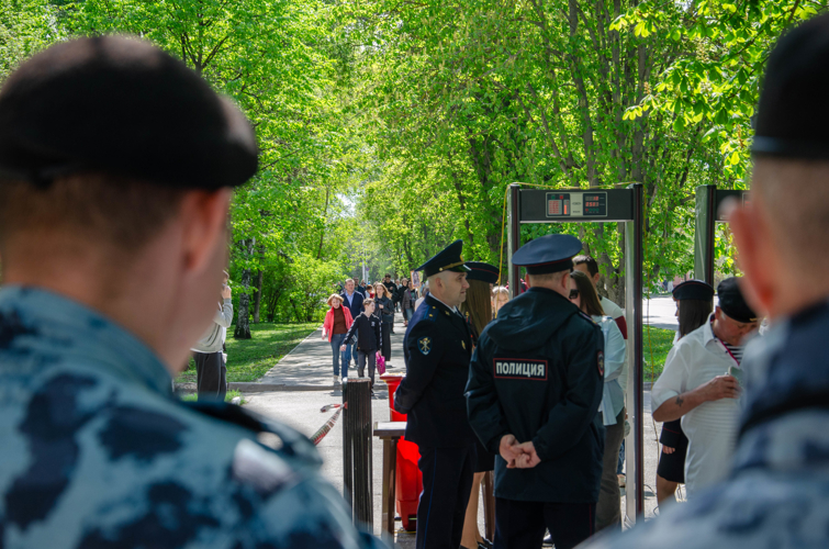 Росгвардия обеспечивает безопасность пензенцев в День Победы