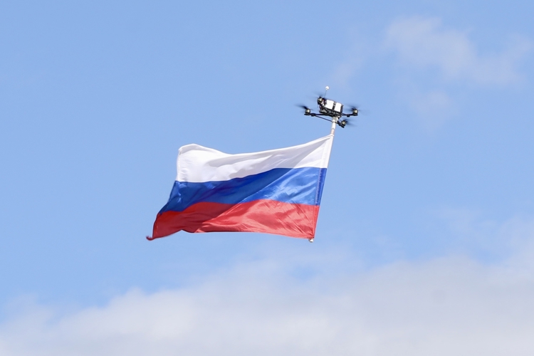 Губернатор Пензенской области открыл первые соревнования Росгвардии по дрон-рейсингу (видео)