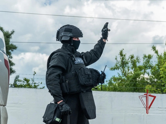 Инженеры ОМОН «Страж» Росгвардии провели в Пензе тренировку по обезвреживанию взрывоопасных предметов