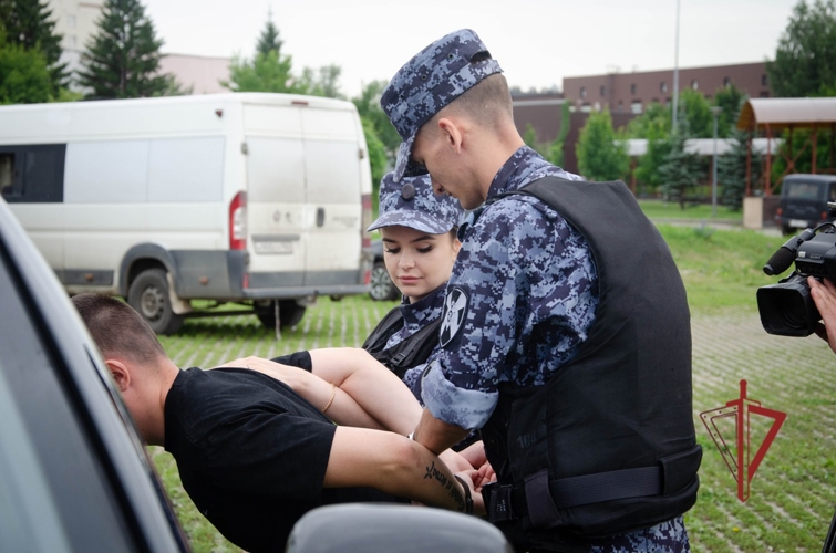 Пензенцы приглашаются на службу во вневедомственную охрану Росгвардии (видео)