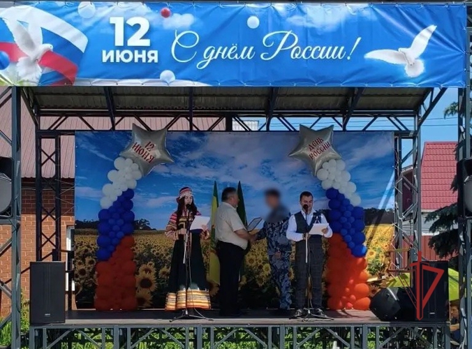 В День России руководство Министерства региональной безопасности Пензенской области вручило благодарность бойцу ОМОН Росгвардии