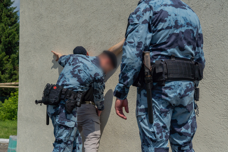 В Пензе сотрудники ОМОН Росгвардии совершенствуют навыки обеспечения правопорядка на массовых мероприятиях