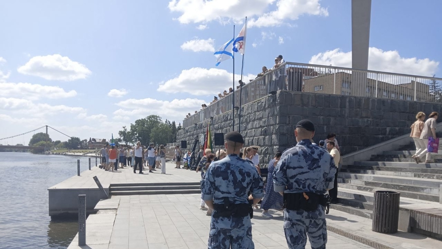 Росгвардия обеспечила безопасность мероприятий в День Военно-морского флота в Пензенской области
