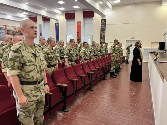 В воинской части Росгвардии в Заречном состоялся молебен в честь Дня Крещения Руси