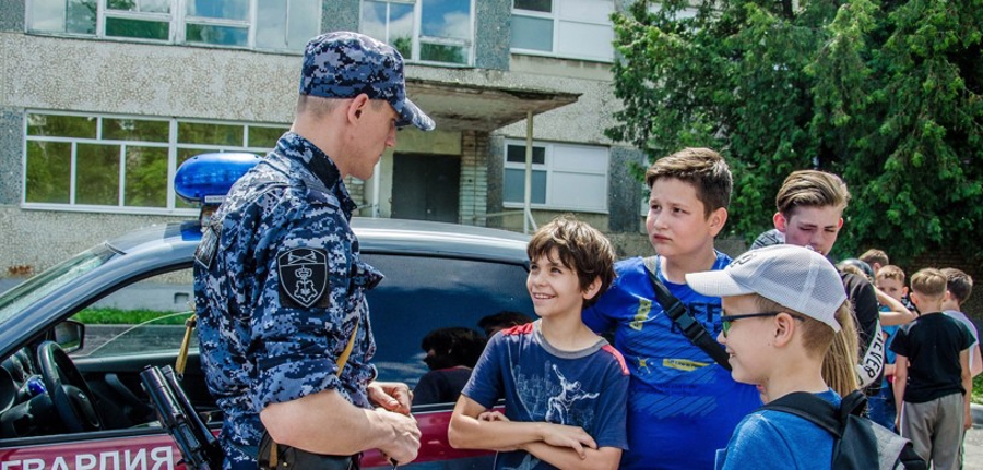 В Пензенской области продолжаются мероприятия в рамках всероссийской ведомственной акции «Каникулы с Росгвардией»