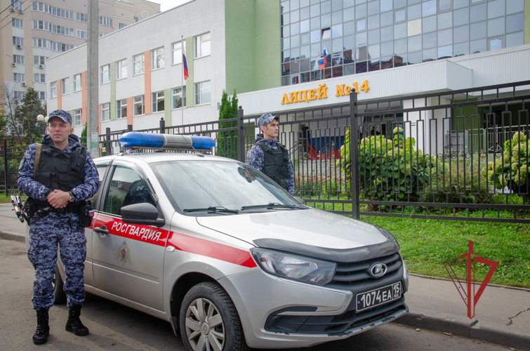 Более 800 сотрудников и военнослужащих Росгвардии обеспечили безопасность в дни выборов в Пензенской области