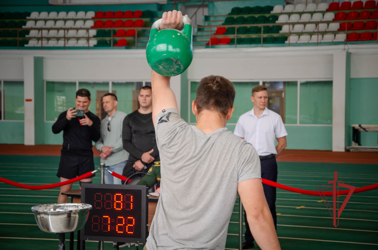 Сборная команда Росгвардии вошла в число лидеров чемпионата Общества «Динамо» по гиревому спорту