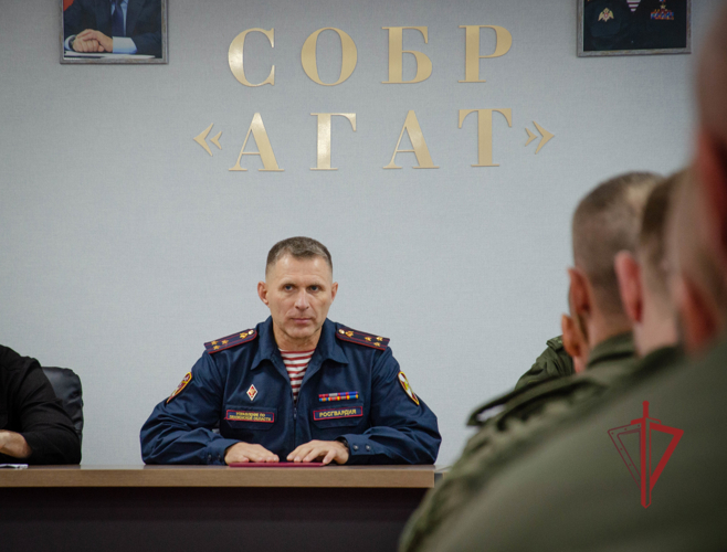 Павел Пучков поздравил сотрудников СОБР «Агат» Управления Росгвардии по Пензенской области с 34-й годовщиной образования специальных отрядов быстрого реагирования